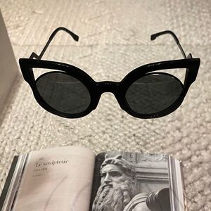 Fendi sunglasses ✨